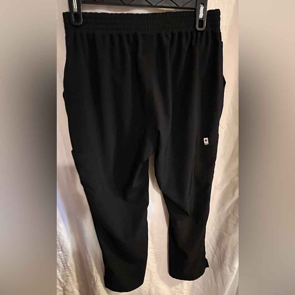 Black scrub